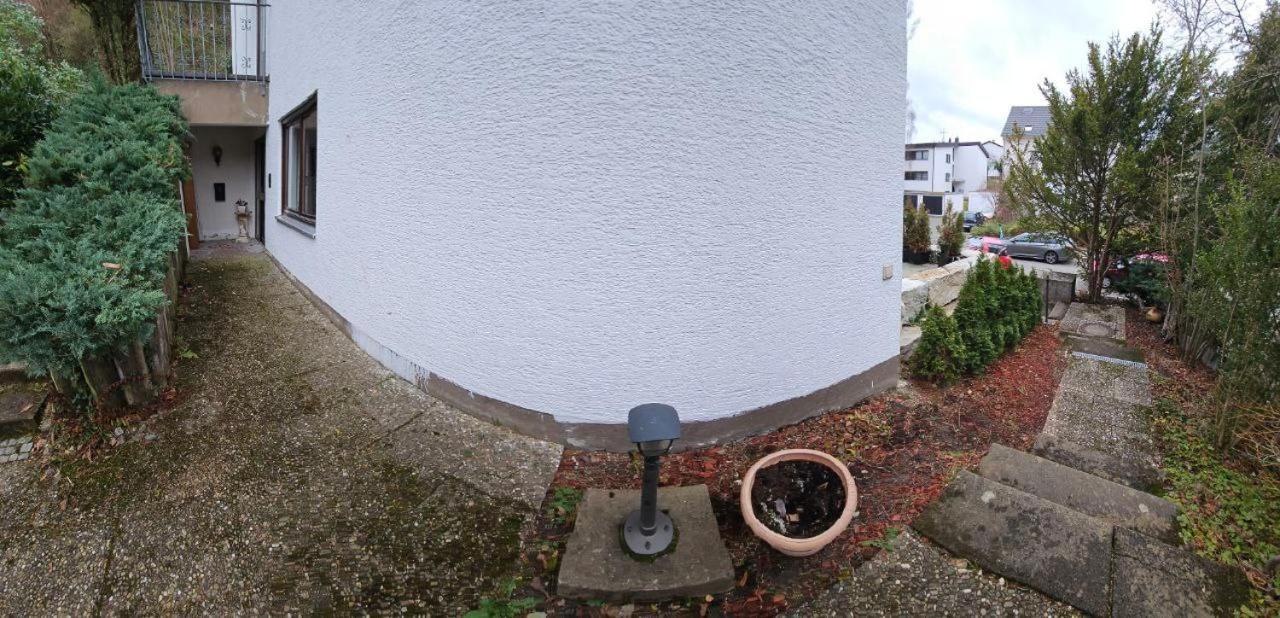 Schoene Wohnung Am Georgenberg Reutlingen Exterior photo